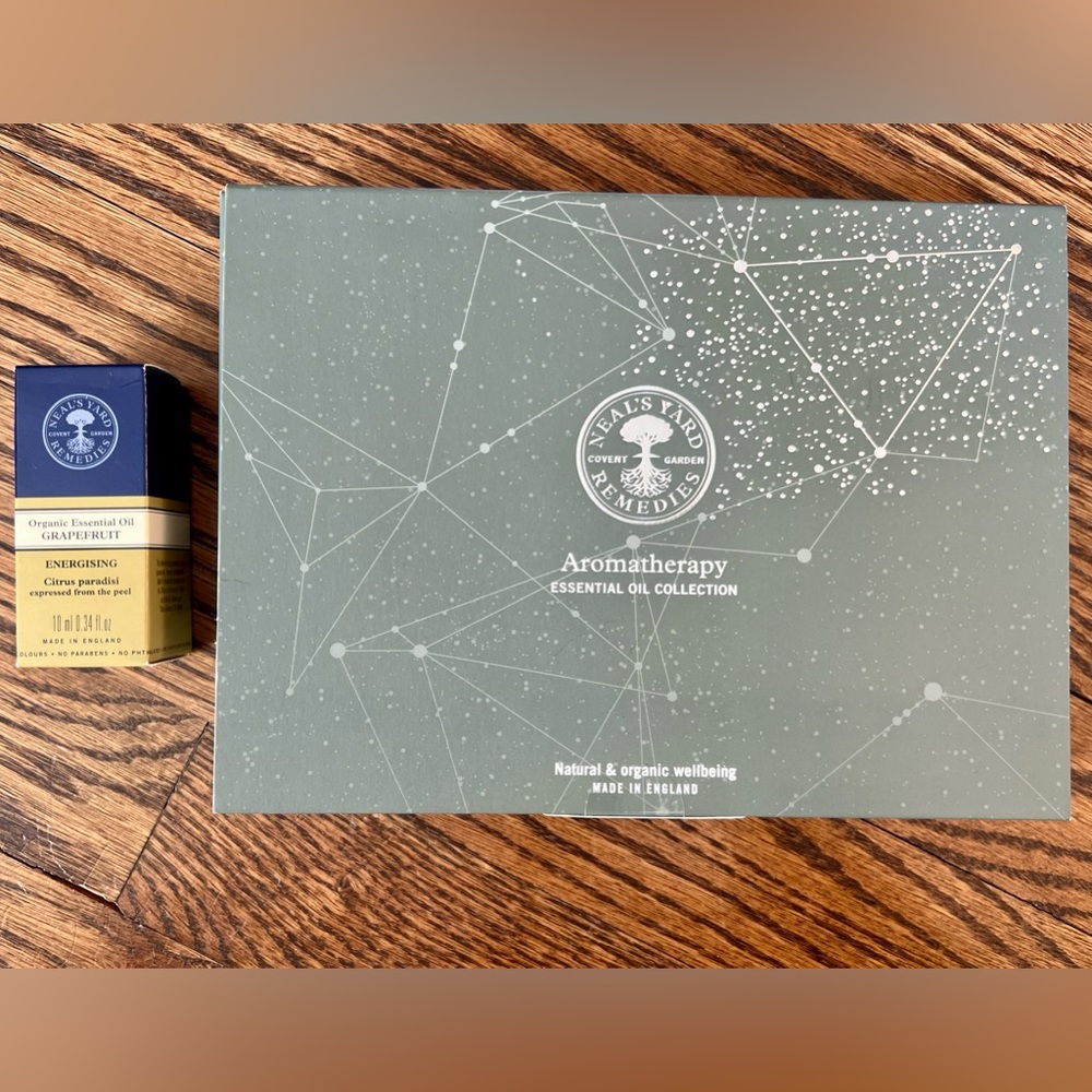 Neals Yard Remedies Aromatherapy Essential Oil Collection+Grapefruit EO
